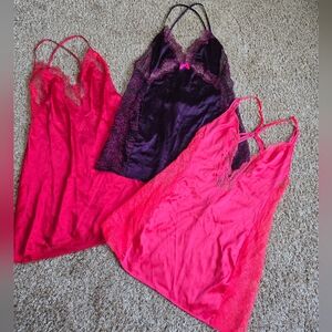 Victoria's Secret Lot Of 3 MEDIUM Nighties/Lingerie *PRE-OWNED*